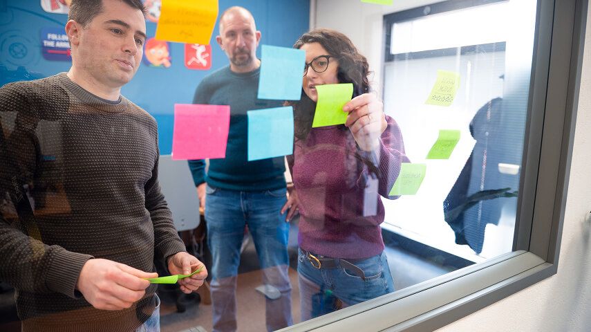 Sessione di design thinking in azienda